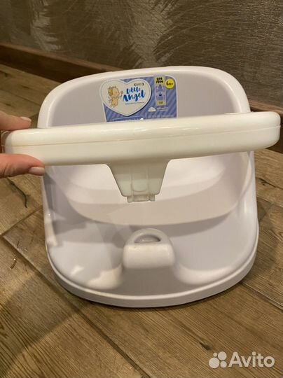 Стульчик для купания в ванной