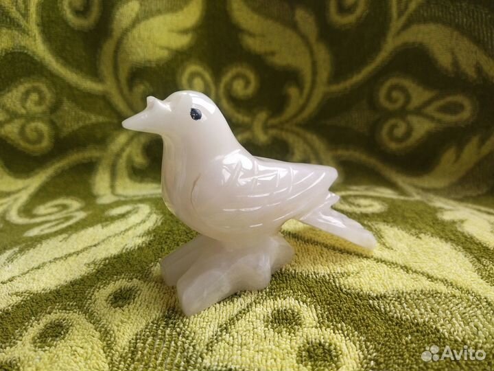 Статуэтка Голубь натуральный камень