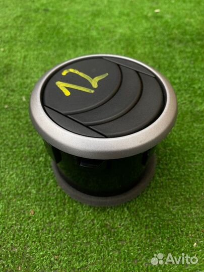 Решетка вентиляционная, дуйка правая Suzuki Grand