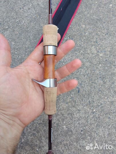 Спиннинг кастинговый с пультом kastking