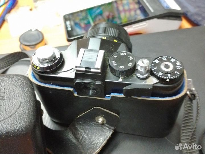 Пленочный фотоаппарат СССР зенит 11 Винтаж