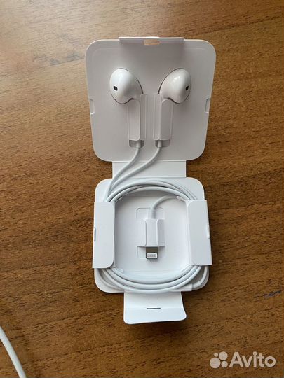 Наушники Apple EarPods Lightning Оригинал