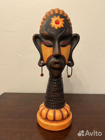Статуэтка Африканка