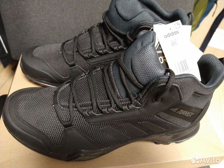 Кроссовки Terrex Ax3 Mid Новые