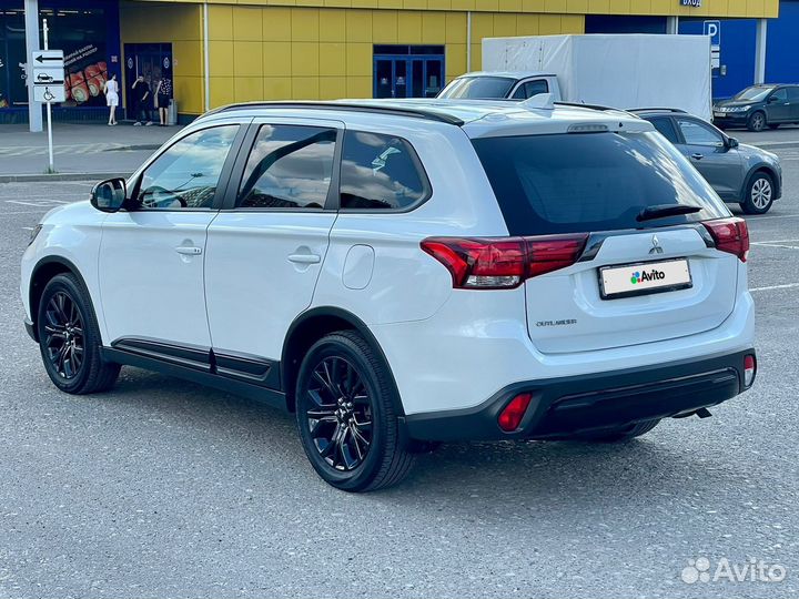 Mitsubishi Outlander 2.0 CVT, 2021, 35 000 км