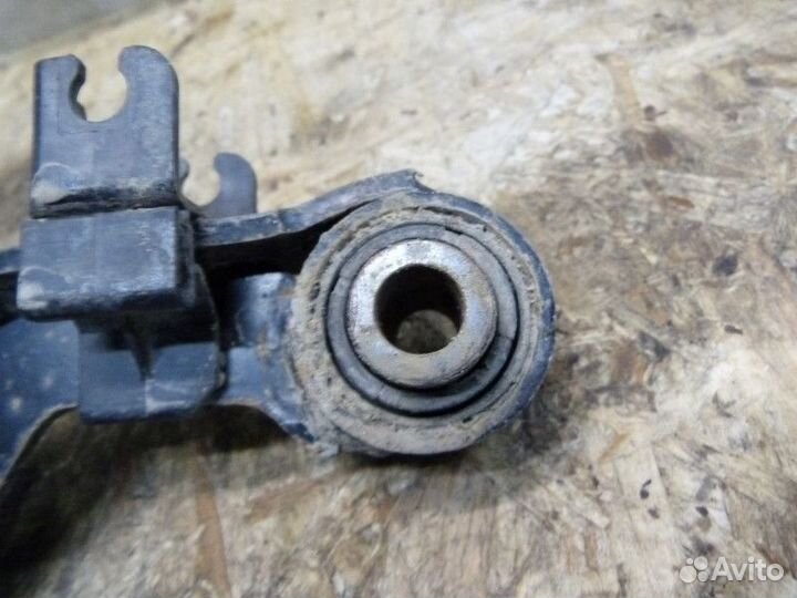 Рычаг задний верхний Skoda Octavia (A5 1Z) 2004-20