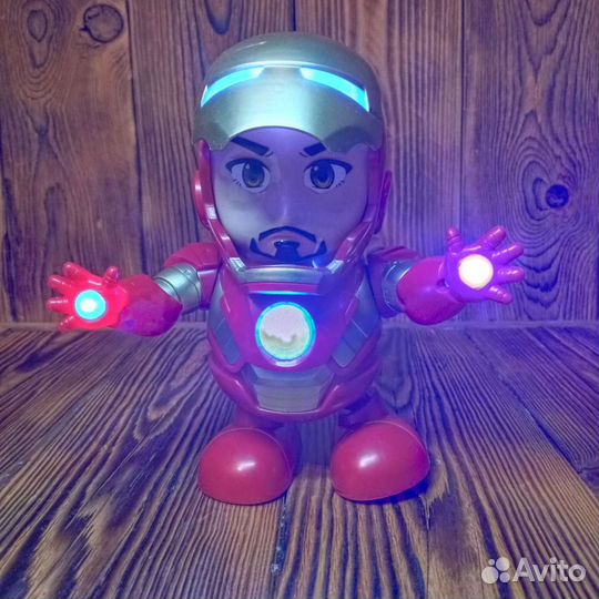 Робот Супер-герой