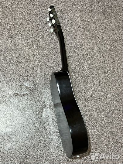 Классическая гитара 1/4 аккорд