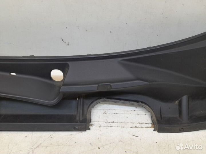 Жабо Toyota Rav4 30 2005-2012