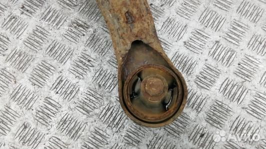 Рычаг передний нижний левый toyota prius XW20 (80Z