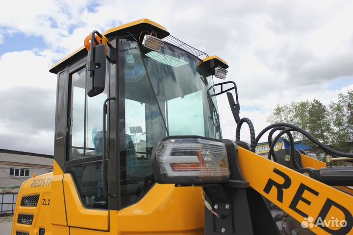 Фронтальный погрузчик Redstar ZL20s, 2023