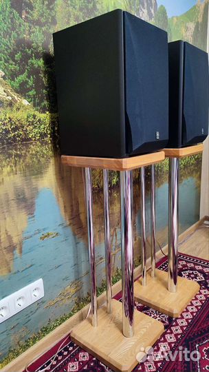 Стойки для полочной акустики