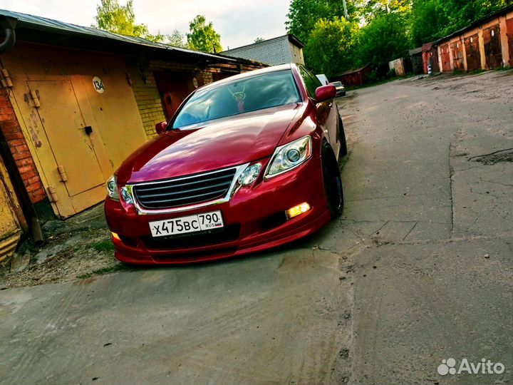 Lexus GS300 GRS1900решетка радиатора wald