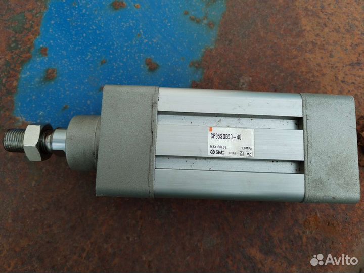 Пневмоцилиндр smc