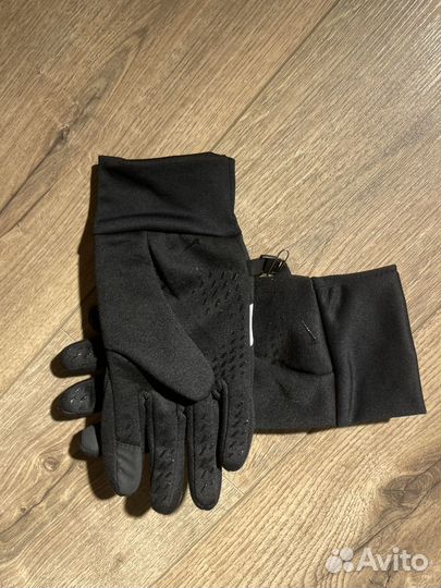 Перчатки nike hyperwarm