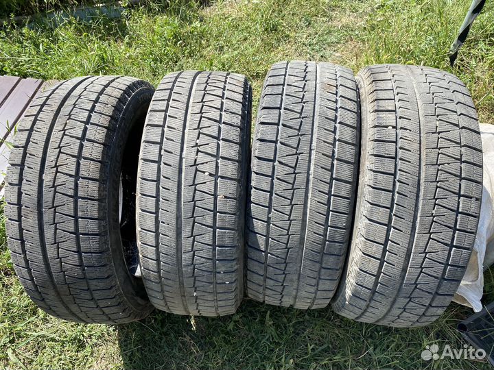 Bridgestone Blizzak Revo GZ 205/55 R16