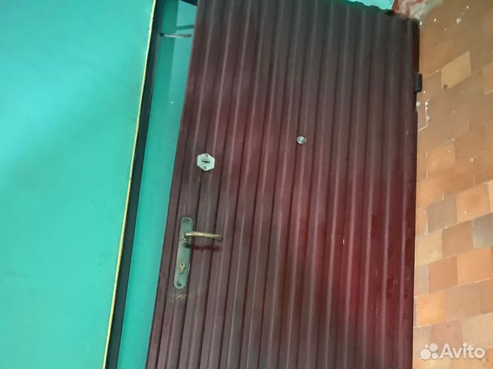 Металлическая дверь бу