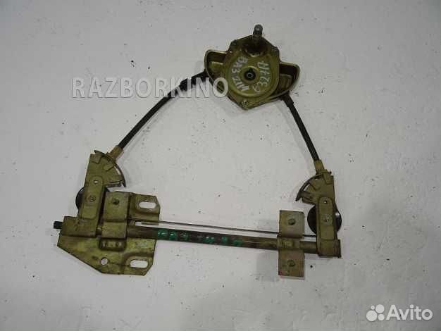 Стеклоподъемник механический задний правый