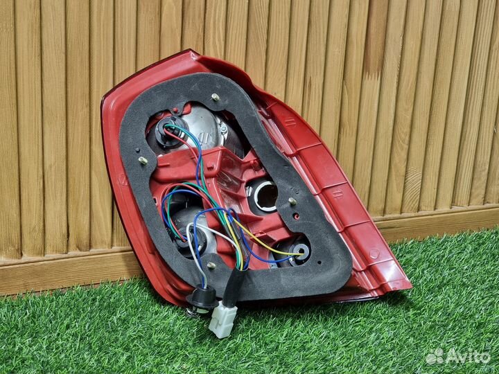 Фонарь задний Chevrolet Lacetti 2004-2006 RH 4D