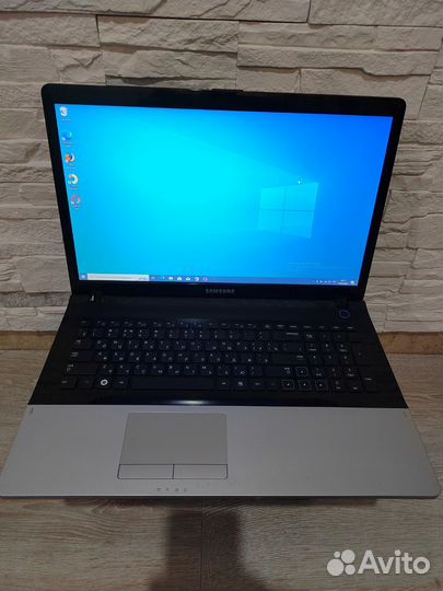 Samsung NP305E7A