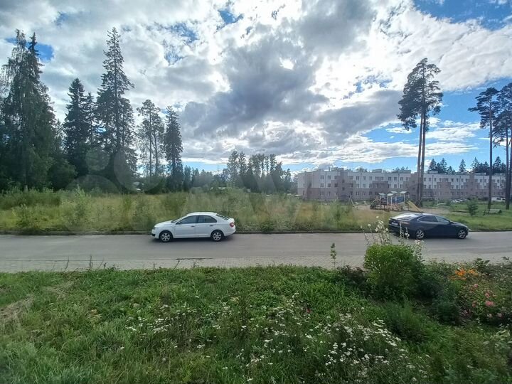 3-к. квартира, 82 м², 1/3 эт.