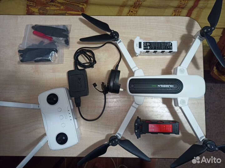 Квадрокоптер Hubsan zino h117s