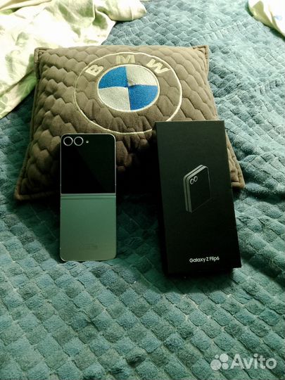 Samsung Galaxy Z Flip 6, 12/256 ГБ