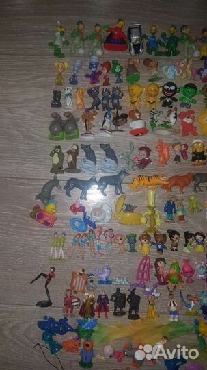Игрушки коллекционные разные (из киндер яйца, из к