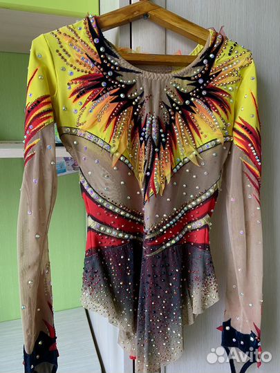 Купальник для художественной гимнастики