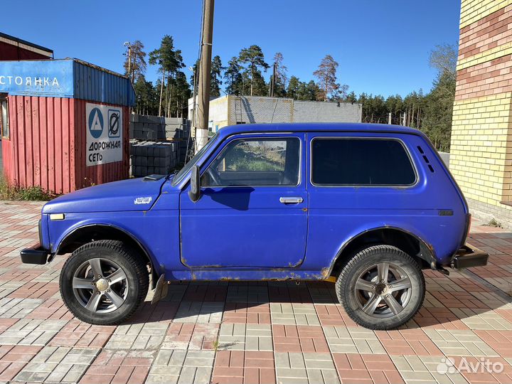 LADA 4x4 (Нива) 1.7 МТ, 2002, 122 000 км