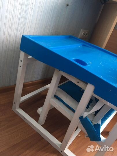 Детский стол со стулом