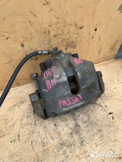 Передний правый суппорт Volkswagen Passat B6