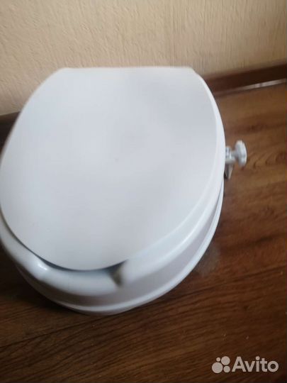 Насадка на унитаз