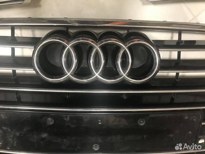 Решетка радиатора Audi A6 C7 рестайлинг