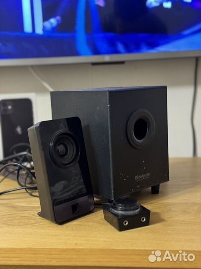 Компьютерные колонки с сабвуфером