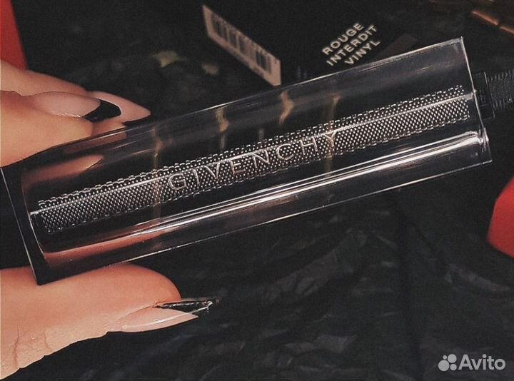 Помада Givenchy 11