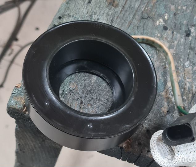 Катушка электромагнитная компрессора кондиционера