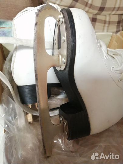 Коньки фигурные детские