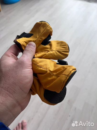 Зимние сапожки для собаки