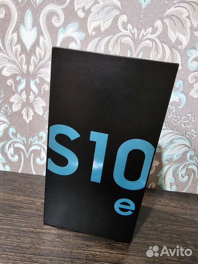 Samsung Galaxy S10e, 8/128 ГБ