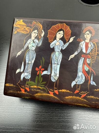 Антикварная шкатулка.Китай вьетнамлак