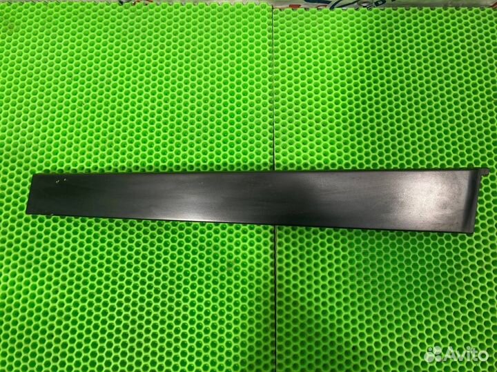 Накладка двери задняя правая Acura Mdx YD1 J35A5