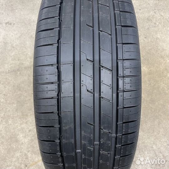 Hankook Ventus S1 Evo3 SUV K127A 295/40 R21 111