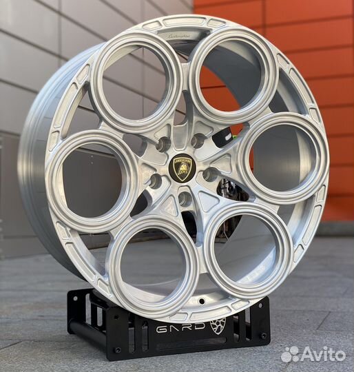 Кованые диски Gard R22 5x130 Lamborghini Urus
