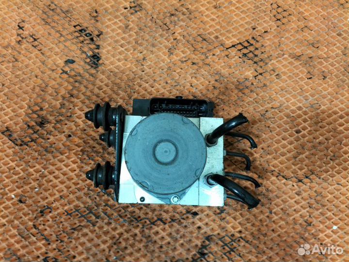 Блок ABS передний Audi Q5 I 8R cdnc 2011