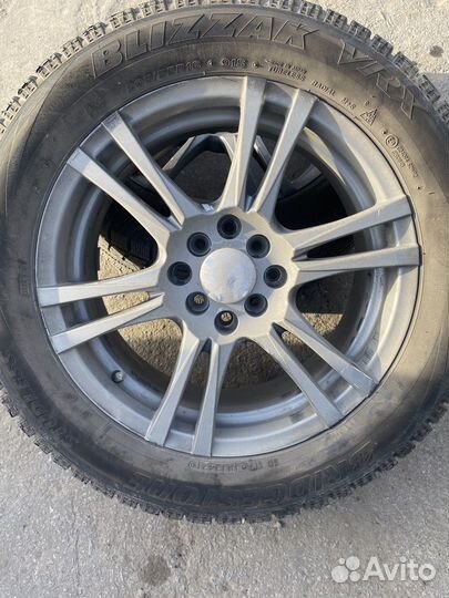 Bridgestone Blizzak VRX 205/55 R16