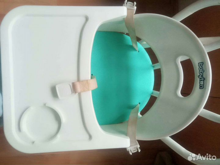 Бустер стульчик для кормления