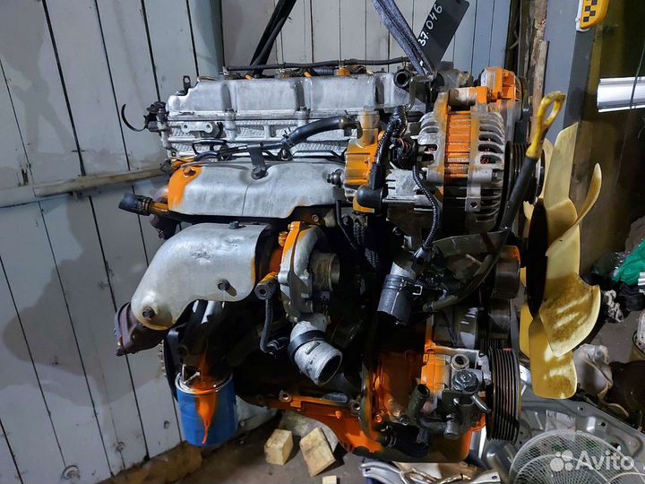 Двигатель Kia Sorento D4CB 2.5 diesel