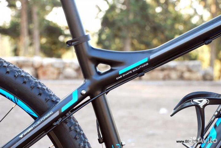 Немецкий велосипед Bergamont Revox 4.4