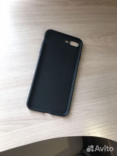 Чехол на iPhone 7 plus. Продаю, обмен торг